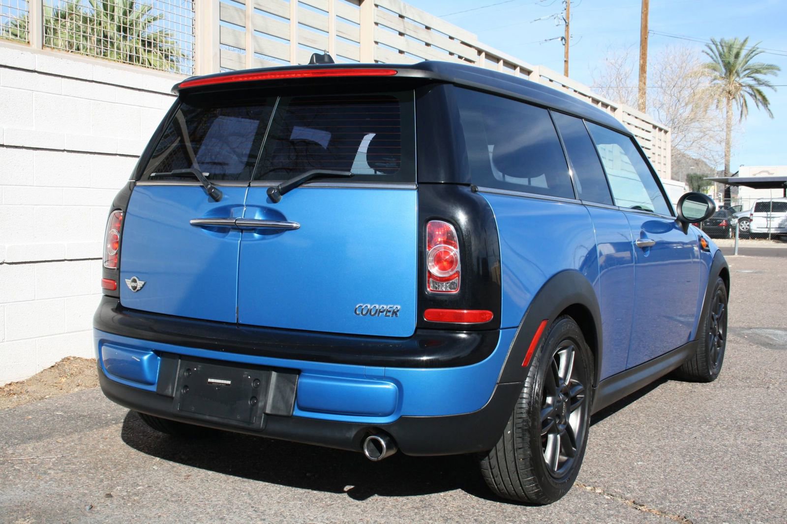 Used 2011 MINI Cooper Clubman image 4