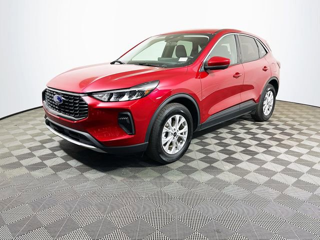 Used 2023 Ford Escape Active w/ Tech Pack #2 image 4