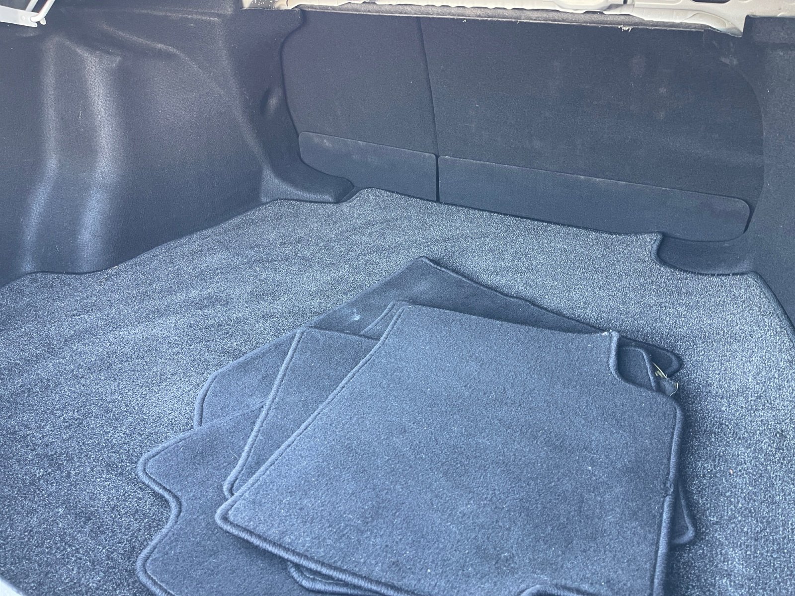 Used 2020 Toyota Corolla SE w/ Carpet Mat Package (TMS) image 21