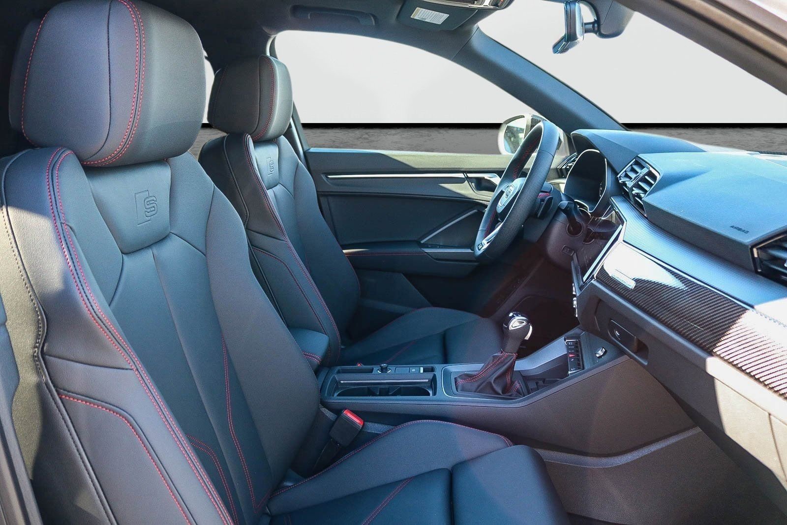 New 2025 Audi Q3 2.0T Premium Plus image 16