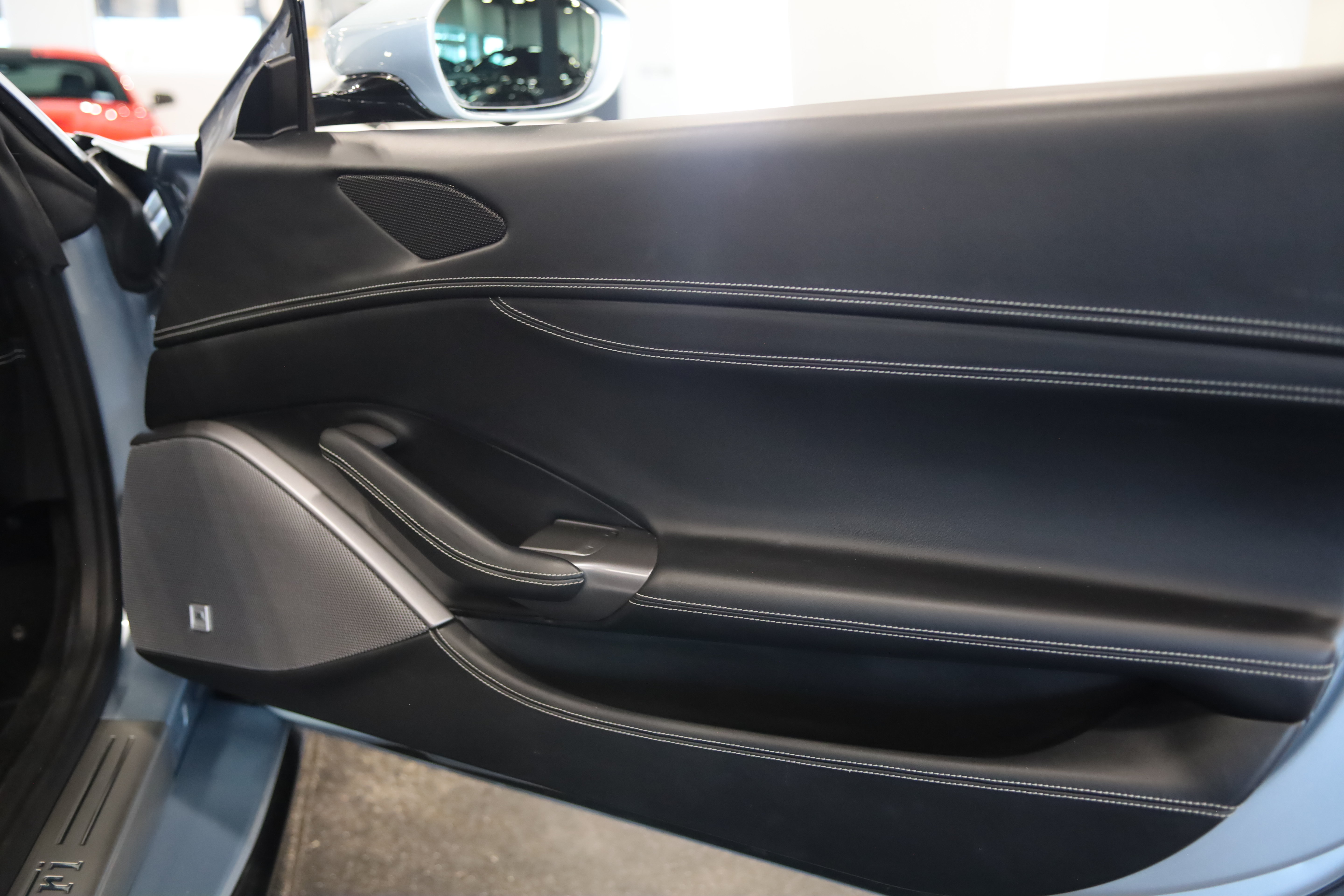 Used 2022 Ferrari Portofino M RWD image 35
