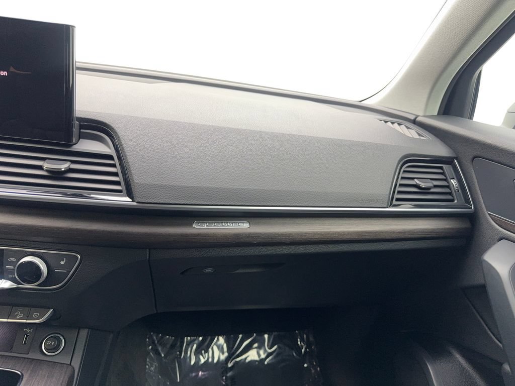 Used 2024 Audi Q5 2.0T Premium w/ Convenience Package AWD/4WD image 60