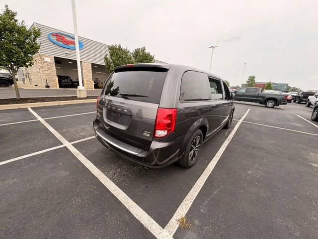 Used 2019 Dodge Grand Caravan GT FWD image 5