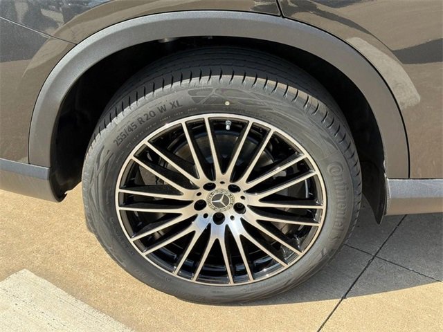 Used 2025 Mercedes-Benz GLC 300 GLC 300 image 6