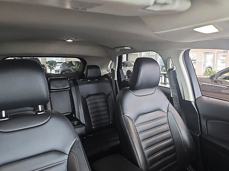 Used 2023 Ford Edge SEL AWD/4WD image 38