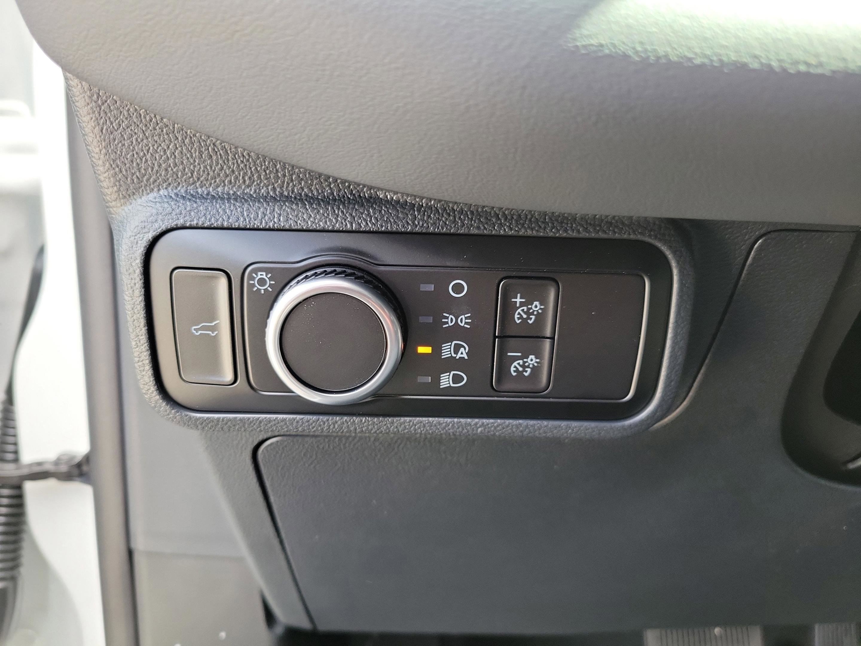 New 2026 Ford Explorer Active RWD image 21