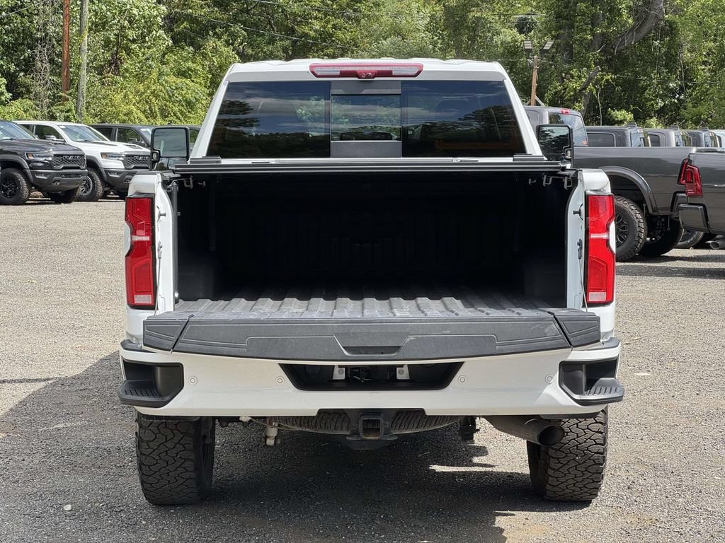 Used 2024 Chevrolet Silverado 2500 LTZ w/ LTZ Plus Package AWD/4WD image 4