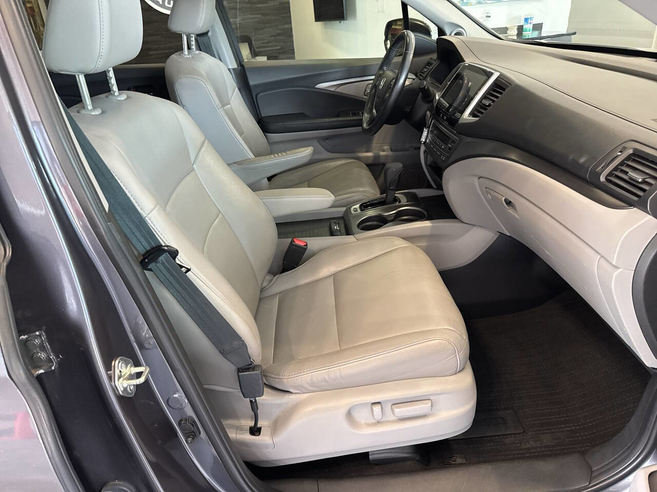Used 2018 Honda Pilot EX-L image 36