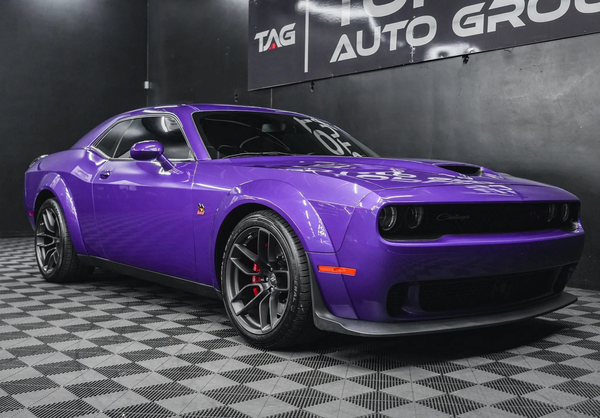 Used 2019 Dodge Challenger R/T Scat Pack RWD image 23