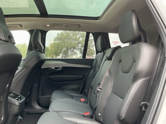 Certified 2025 Volvo XC90 B5 Core AWD/4WD image 31