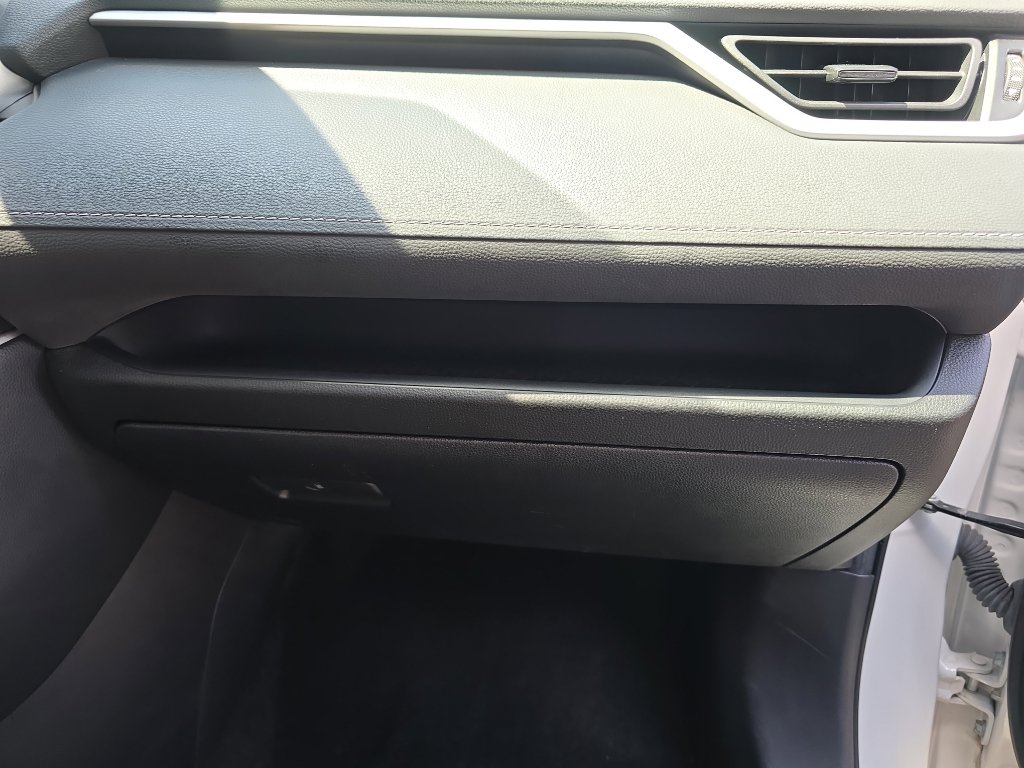 Used 2023 Toyota RAV4 LE image 19