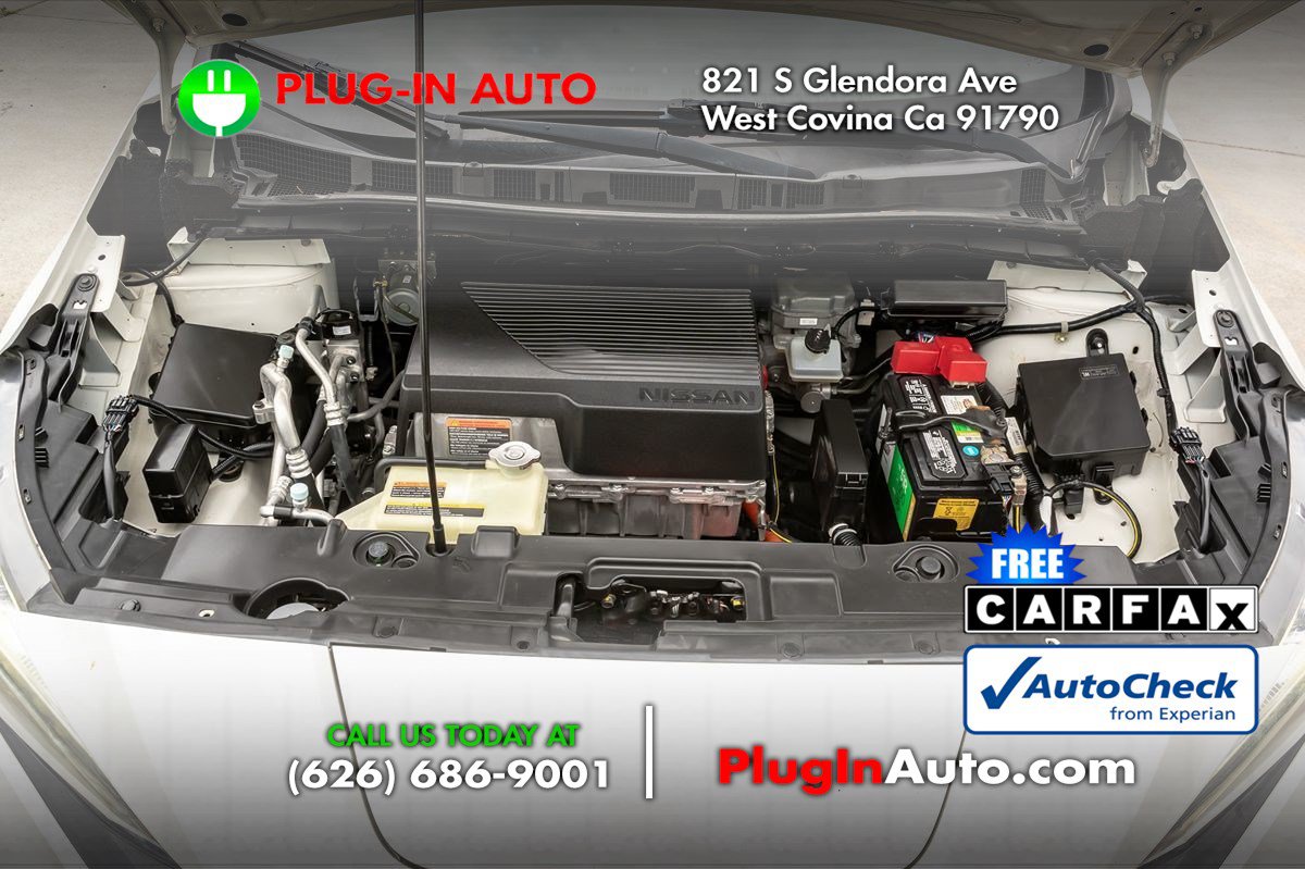 Used 2018 Nissan Leaf SL w/ SL Technology Package FWD image 11