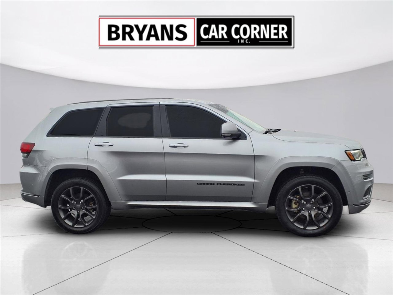 Used 2021 Jeep Grand Cherokee High Altitude image 2