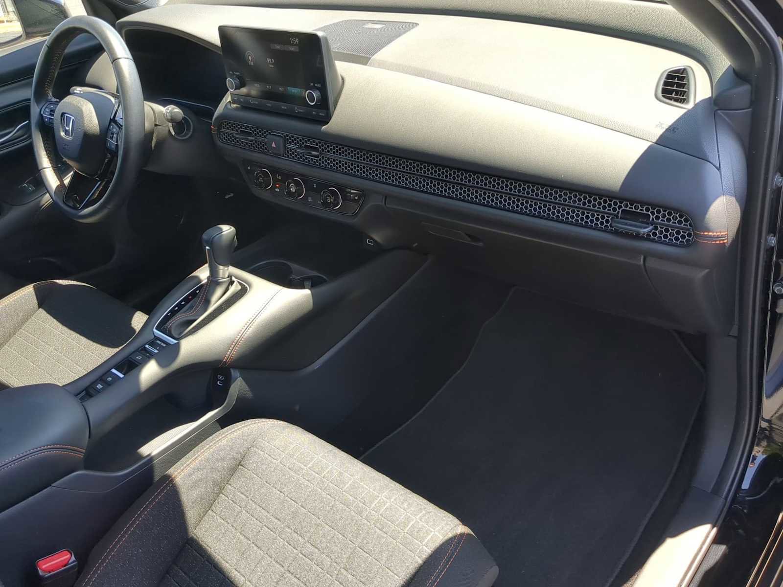 Used 2025 Honda HR-V Sport image 26