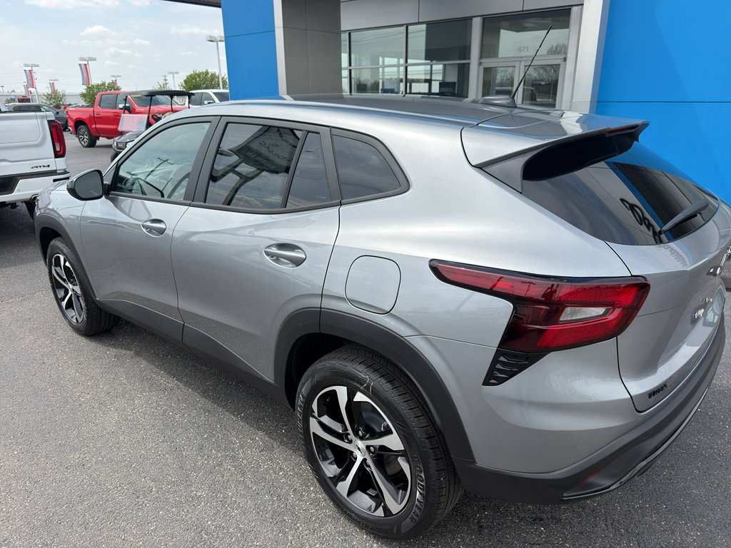 New 2026 Chevrolet Trax RS image 6