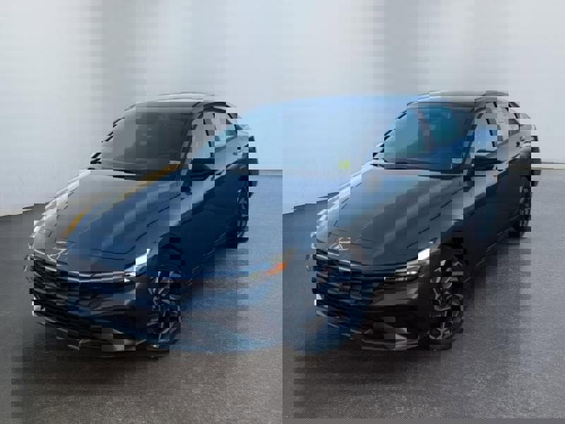 New 2025 Hyundai Elantra Sport image 1