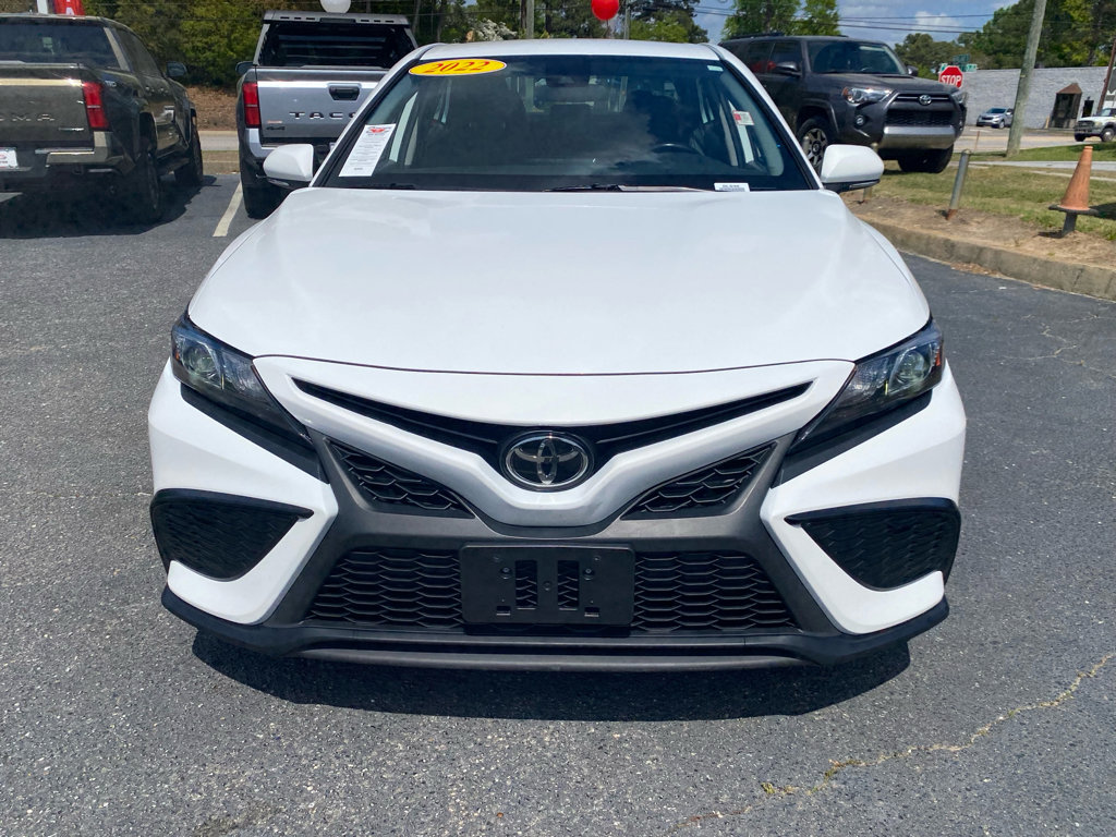 Used 2022 Toyota Camry SE image 15