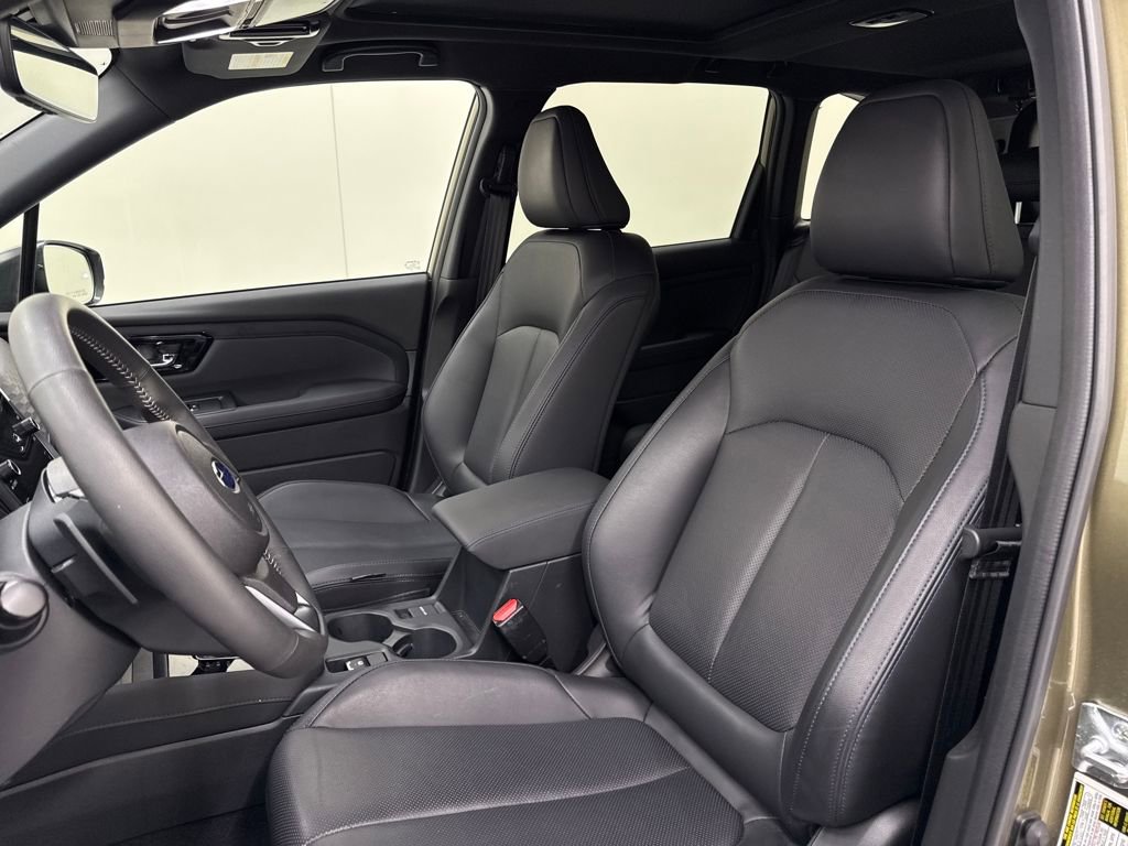 Used 2025 Subaru Forester Limited image 14