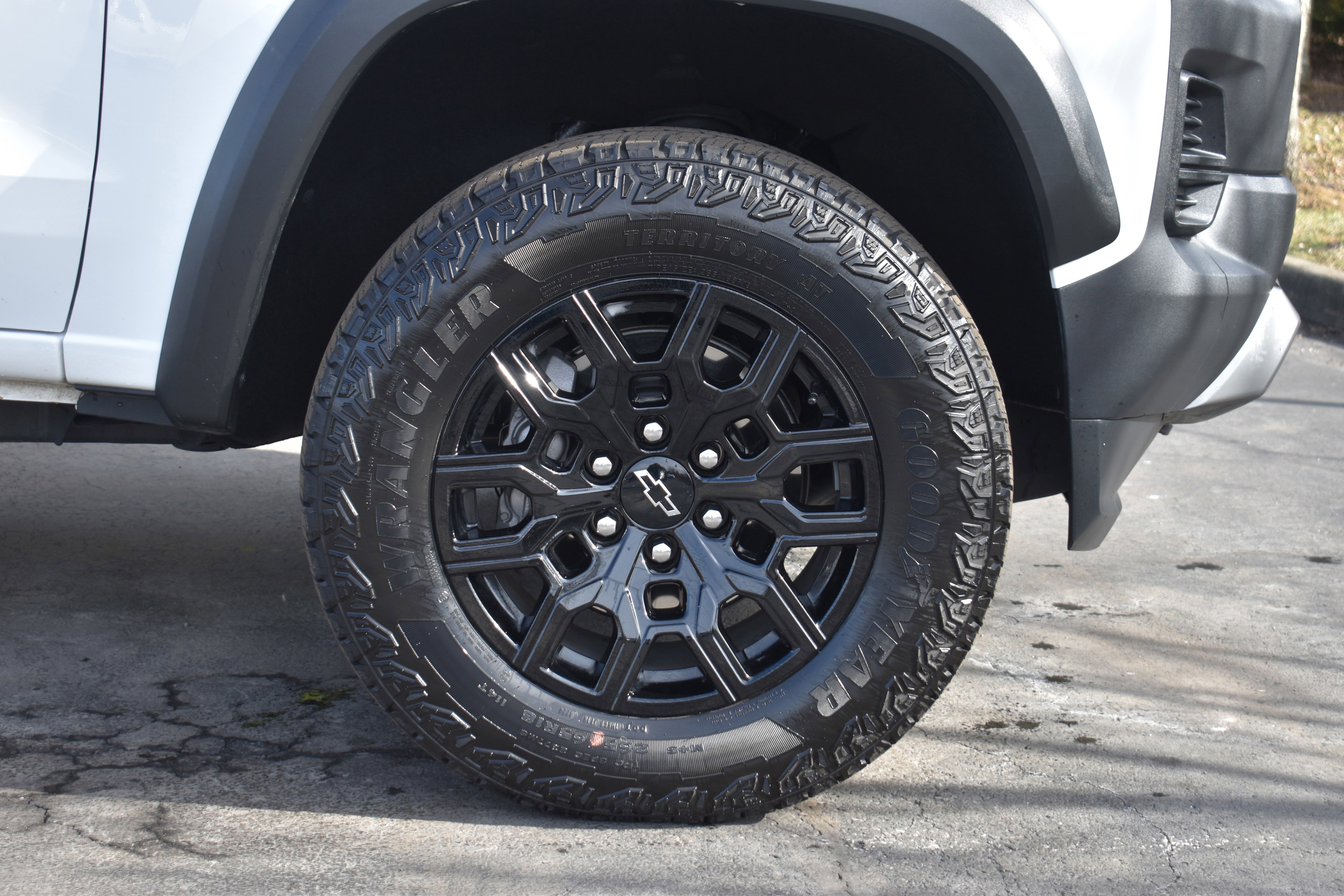 Used 2024 Chevrolet Colorado Trail Boss w/ Advanced Trailering Package image 34