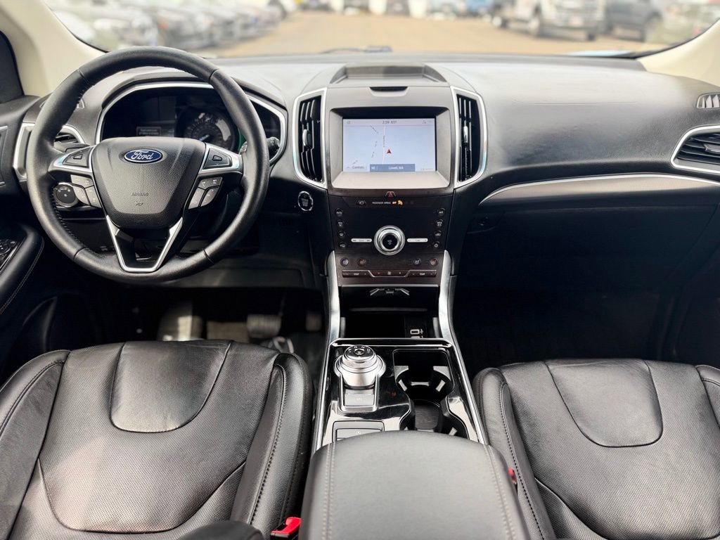 Used 2020 Ford Edge Titanium w/ Equipment Group 301A AWD/4WD image 11