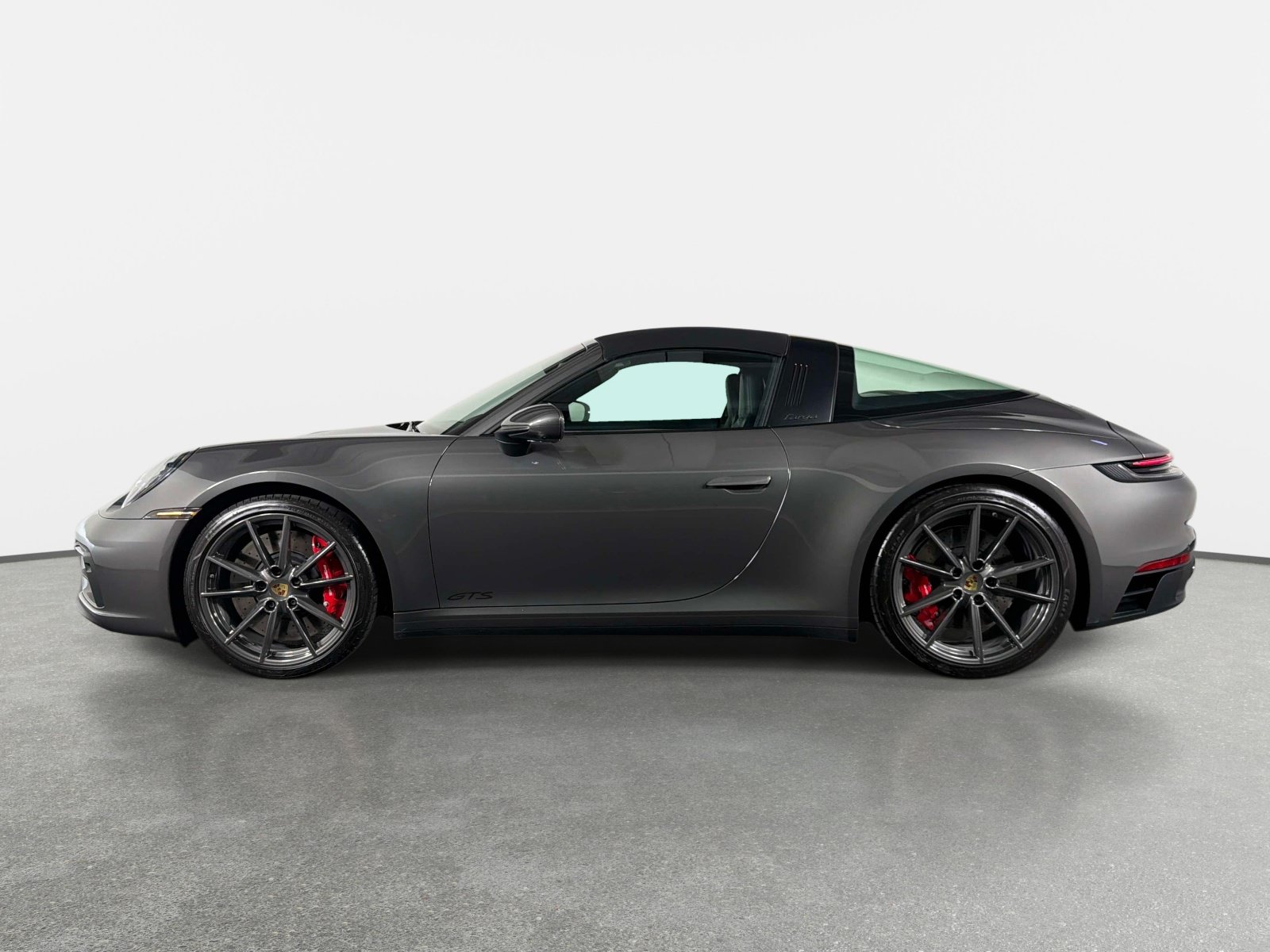 Used 2022 Porsche 911 Targa 4 GTS AWD/4WD image 6