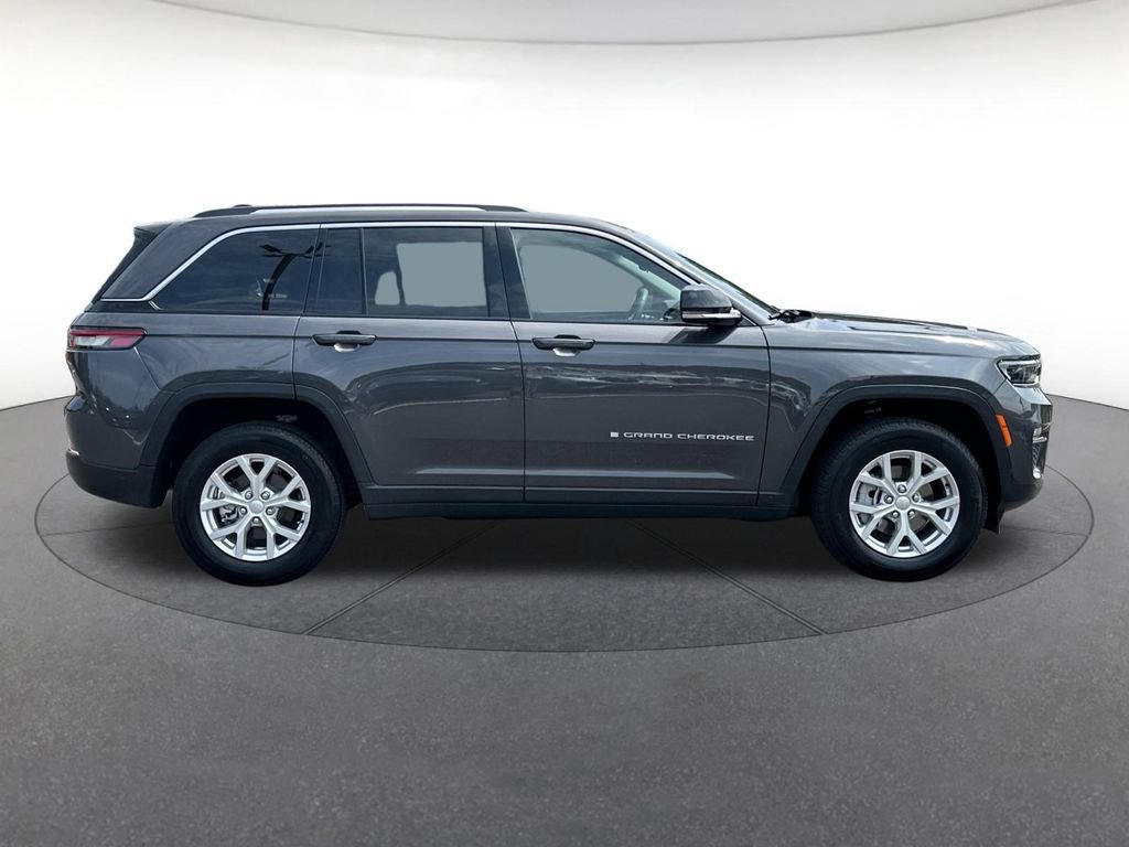 Certified 2023 Jeep Grand Cherokee Limited AWD/4WD image 7