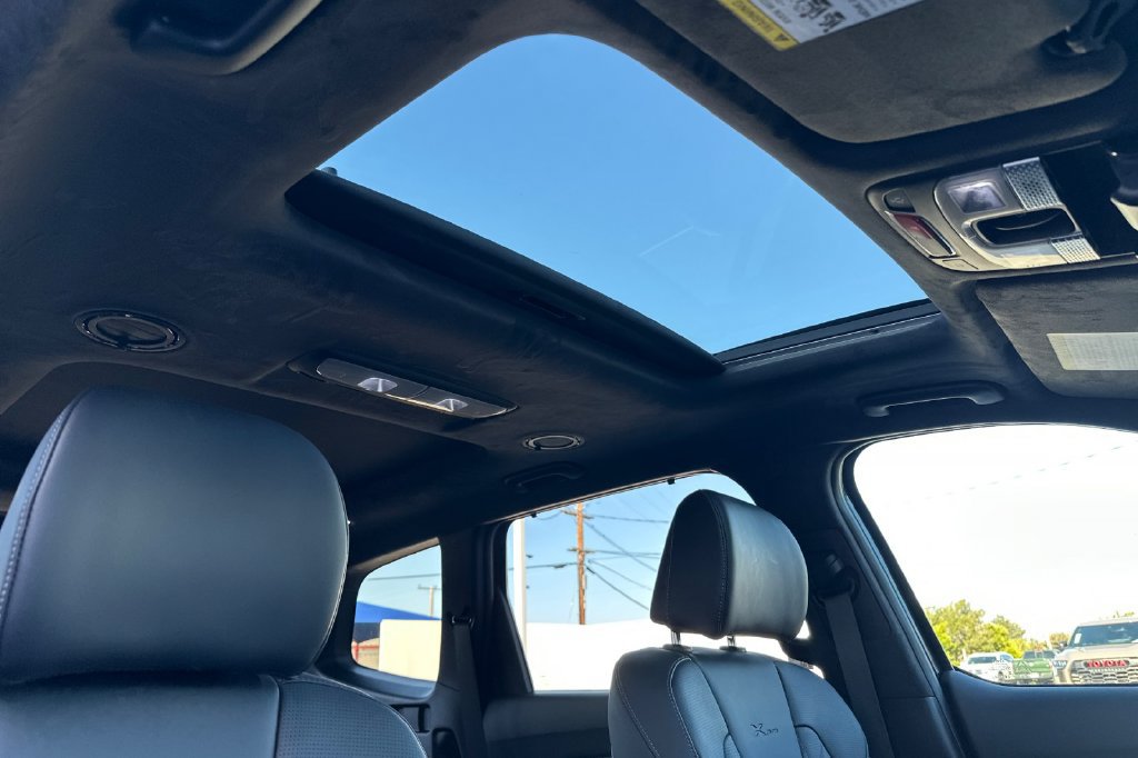 Used 2025 Kia Telluride SX Prestige X-Pro AWD/4WD image 17