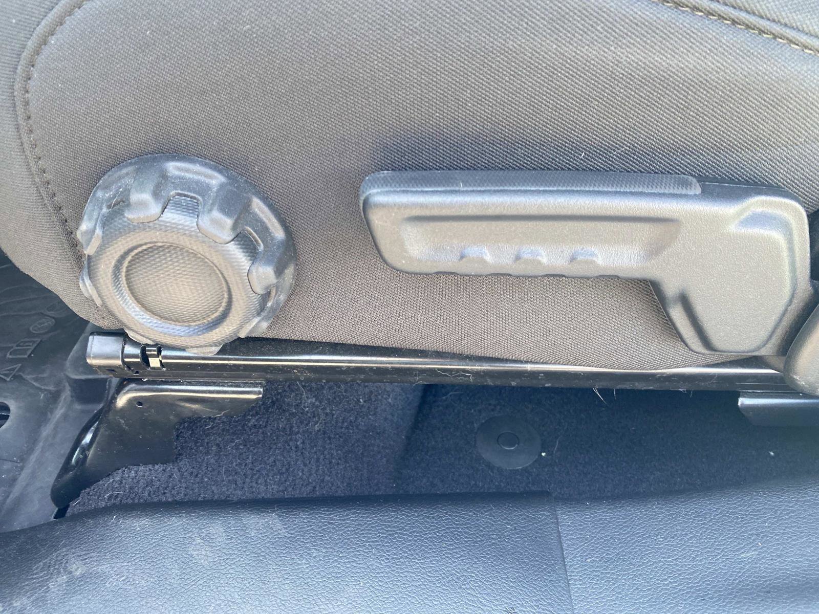 Certified 2023 Jeep Gladiator Sport image 22