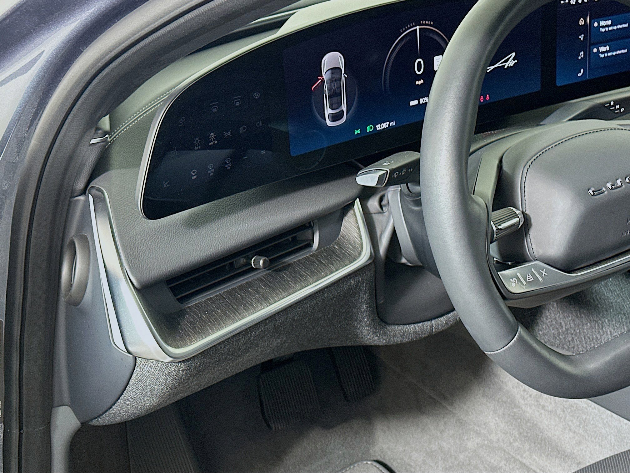 Used 2024 Lucid Air Touring AWD/4WD image 17