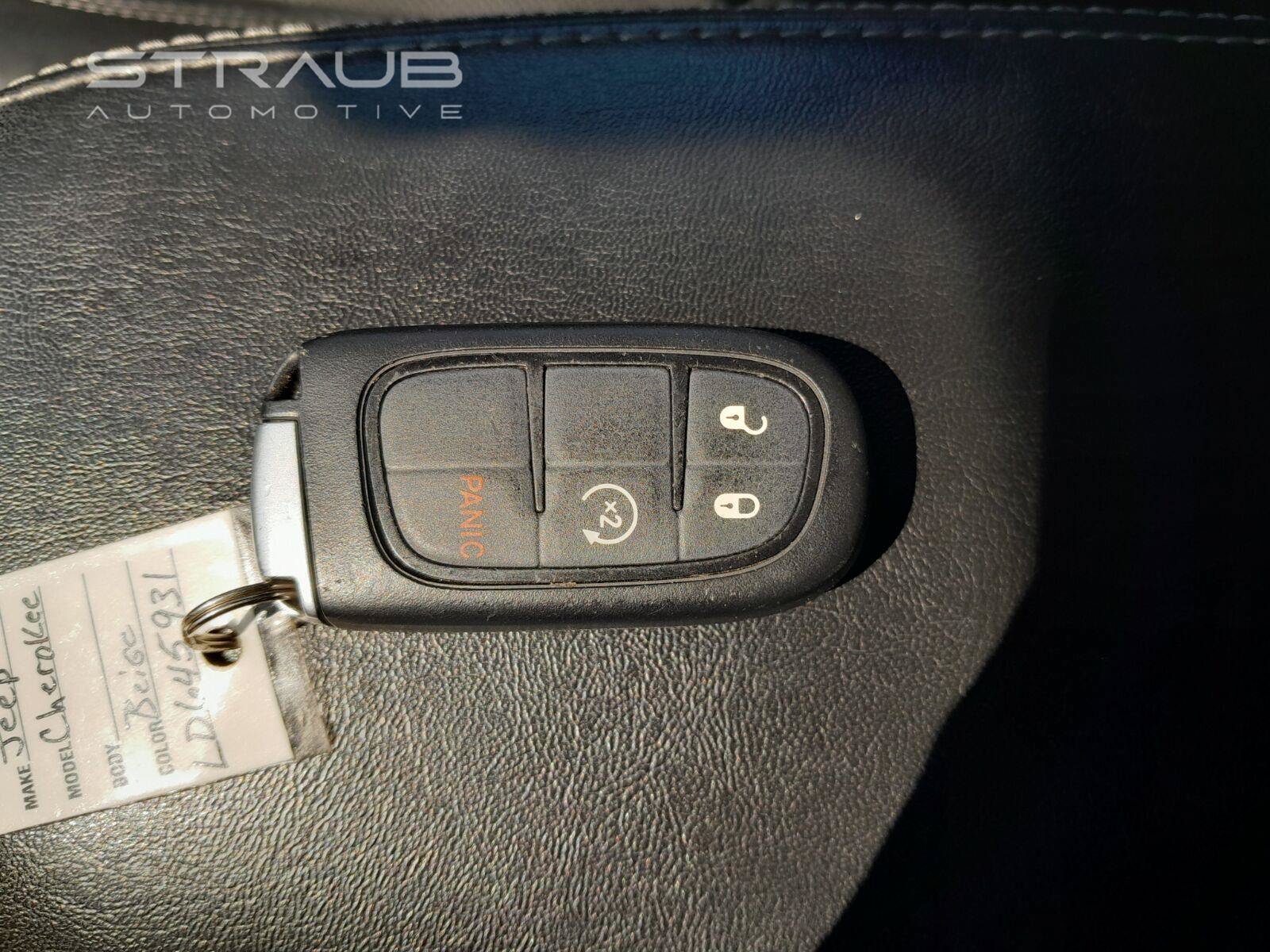 Used 2020 Jeep Cherokee Latitude Lux w/ Quick Order Package 26H Lux AWD/4WD image 10