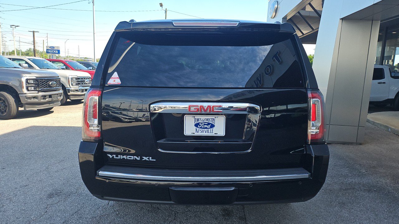 Used 2019 GMC Yukon XL Denali w/ Denali Ultimate Package RWD image 4