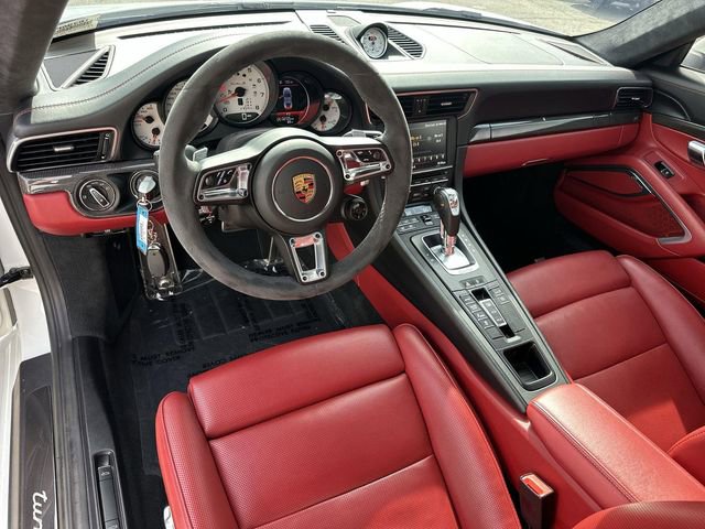 Used 2014 Porsche 911 Turbo S image 20
