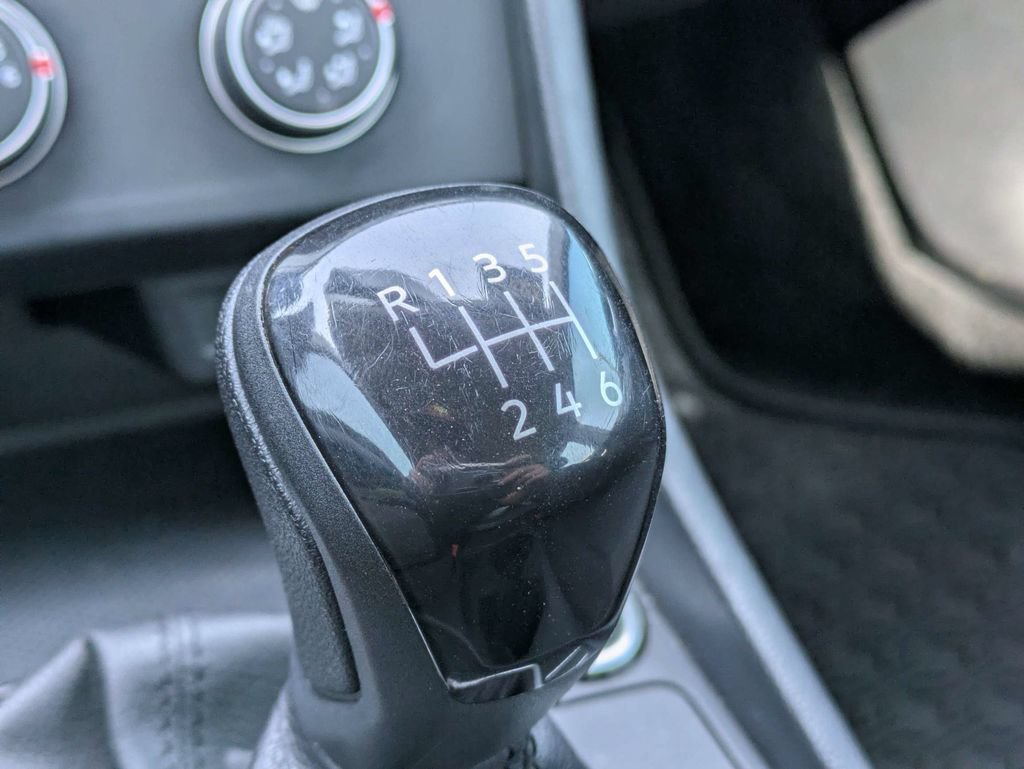 Certified 2023 Volkswagen Jetta S FWD image 25