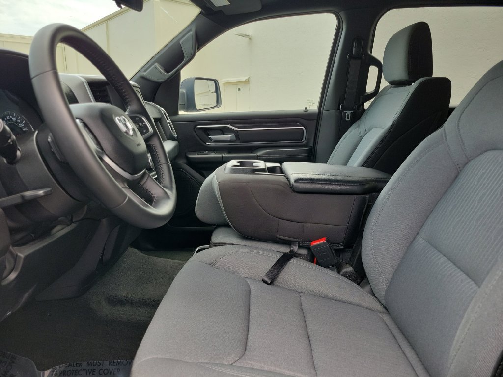 Used 2024 RAM 1500 Big Horn AWD/4WD image 26