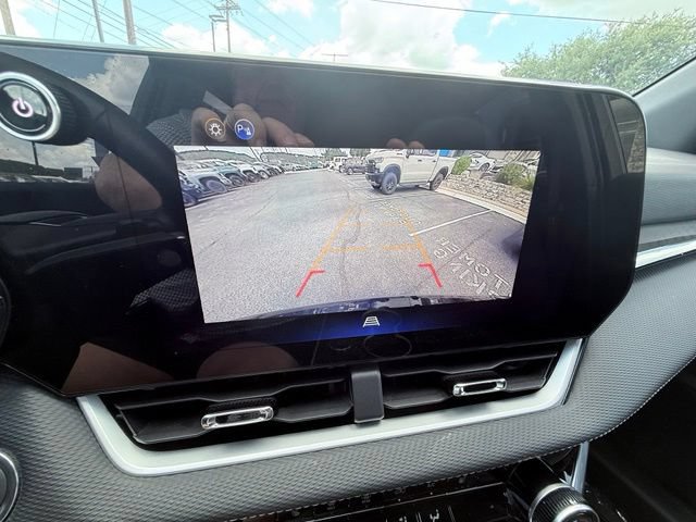 Certified 2026 Chevrolet Equinox LT FWD image 36