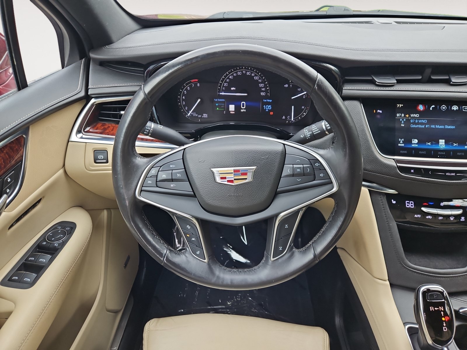 Used 2017 Cadillac XT5 Luxury w/ Driver Awareness Package FWD image 12
