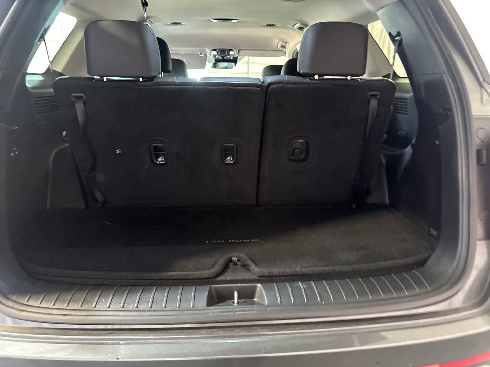 Used 2024 Hyundai Palisade SEL FWD image 13