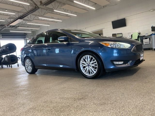 Used 2018 Ford Focus Titanium FWD image 3