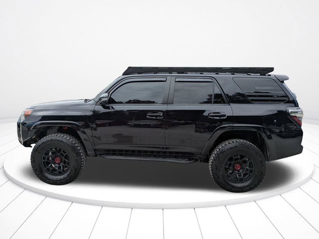 Used 2021 Toyota 4Runner Venture w/ Moonroof Package AWD/4WD image 7
