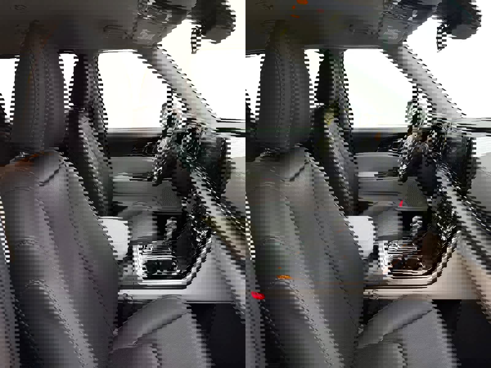 Used 2024 Kia Carnival EX image 15