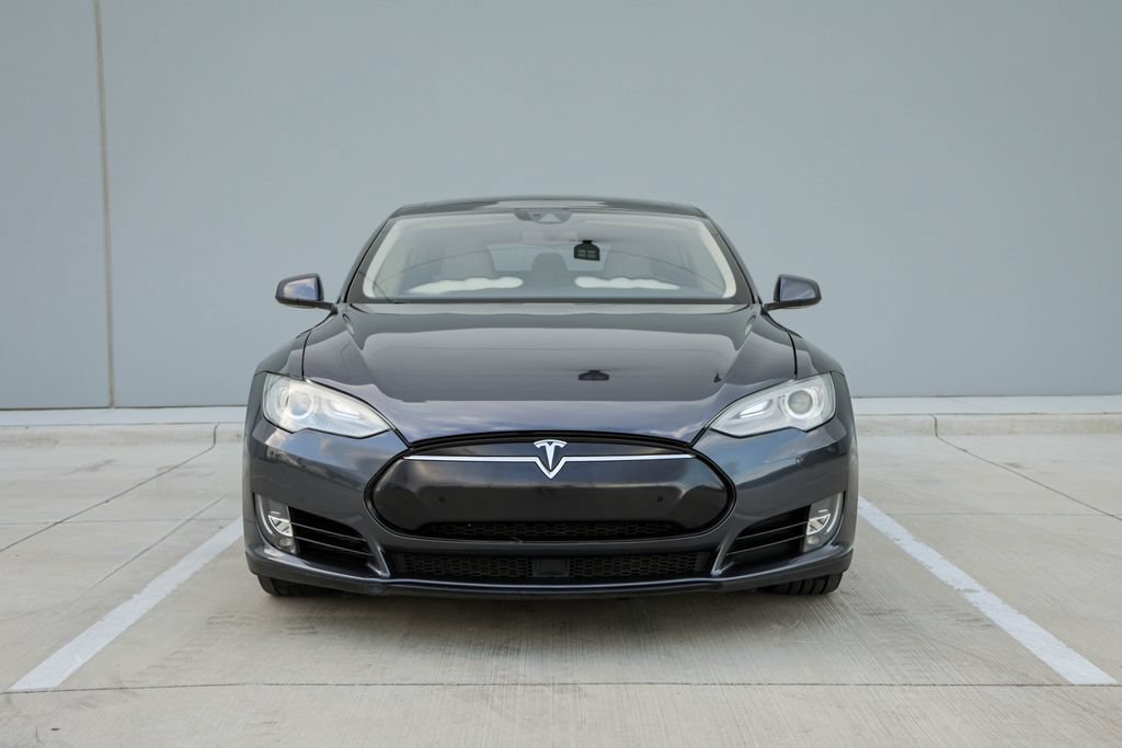 Used 2014 Tesla Model S RWD image 3