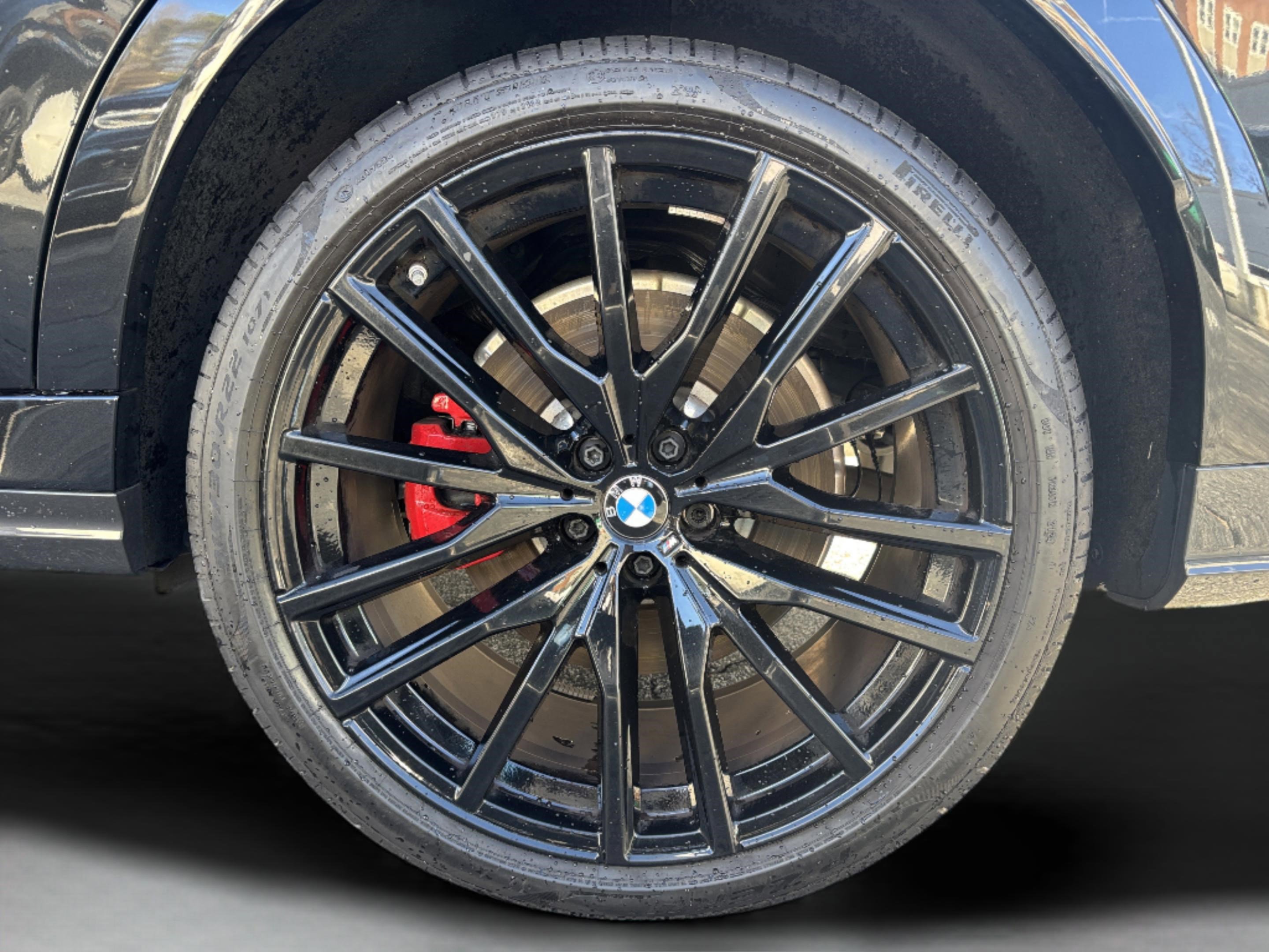 Used 2025 BMW X6 M60i image 7