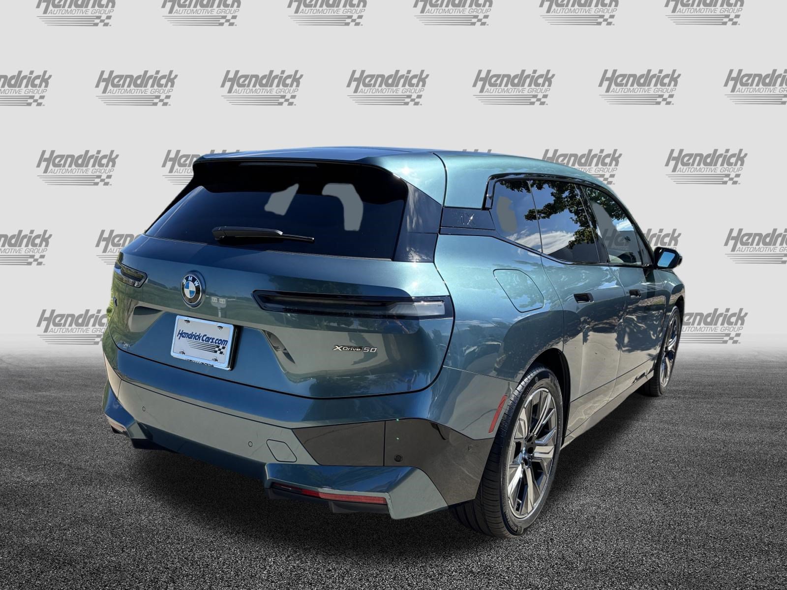 Certified 2024 BMW iX xDrive50 w/ Premium Package AWD/4WD image 10