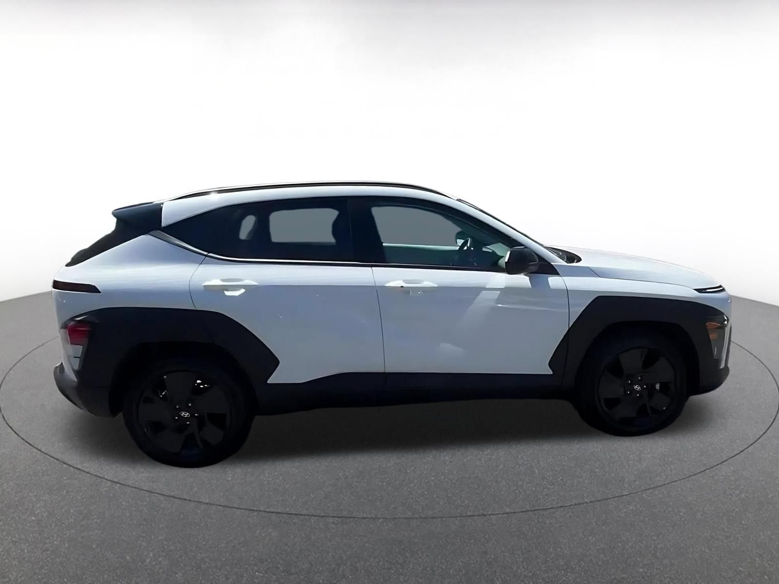 Used 2026 Hyundai Kona SEL Sport FWD image 16