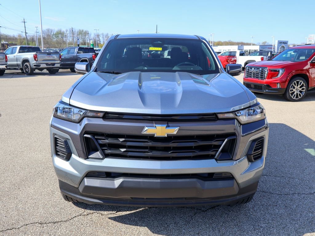 Used 2024 Chevrolet Colorado LT RWD image 23
