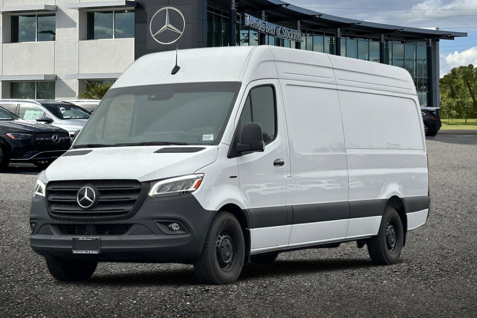 New 2024 Mercedes-Benz eSprinter 170 Cargo image 8
