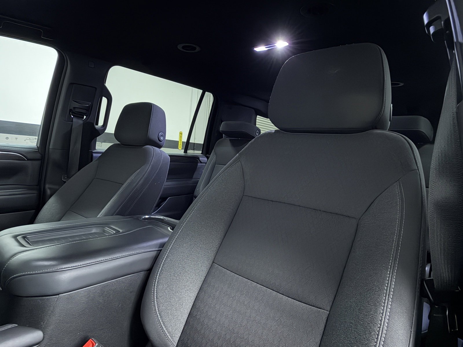 Used 2023 Chevrolet Suburban LS image 21