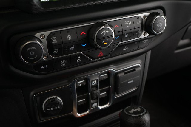 Used 2022 Jeep Wrangler Unlimited Sport w/ Sun And Sound Package AWD/4WD image 44