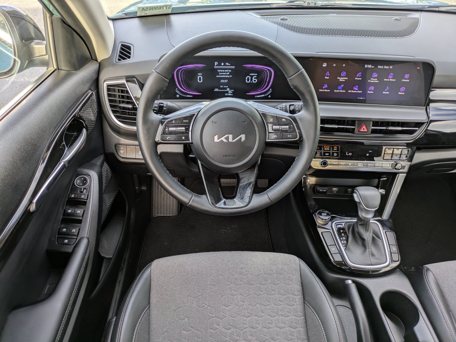 Certified 2025 Kia Seltos S FWD image 13