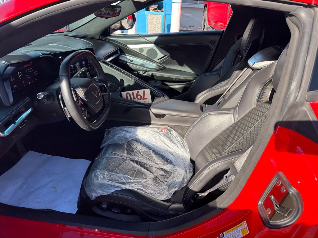 Used 2021 Chevrolet Corvette Stingray Premium Cpe w/ Z51 Performance Package RWD image 13